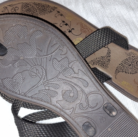 💚$8 - Picture 2 of 2